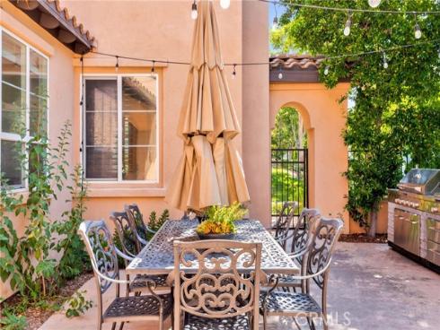 8 Caltrop Way, Ladera Ranch, CA