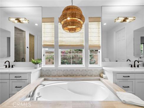 1  Drackert   Lane, Ladera Ranch, CA