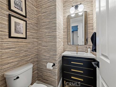 1  Drackert   Lane, Ladera Ranch, CA