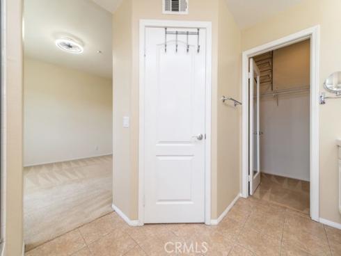 32  Clifford   Lane, Ladera Ranch, CA