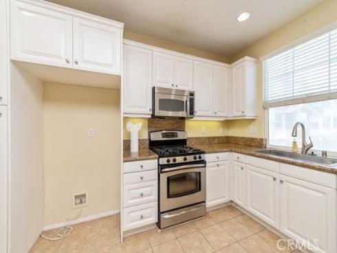 32  Clifford   Lane, Ladera Ranch, CA