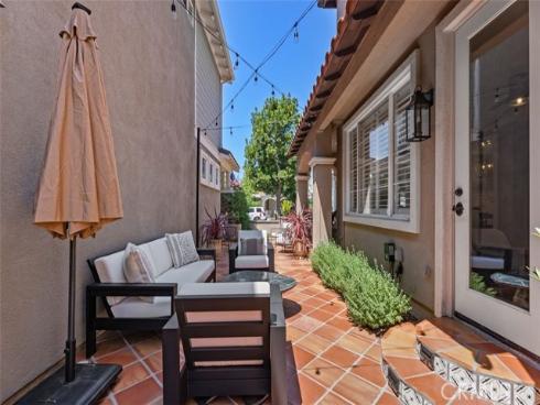 6 Paverstone Lane, Ladera Ranch, CA