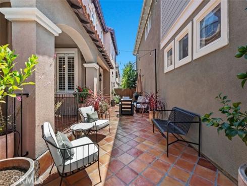 6 Paverstone Lane, Ladera Ranch, CA