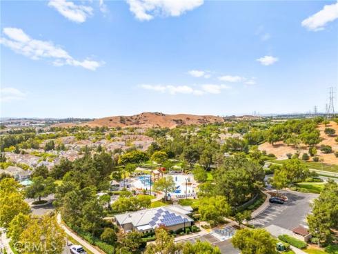 43  Three Vines   Court, Ladera Ranch, CA