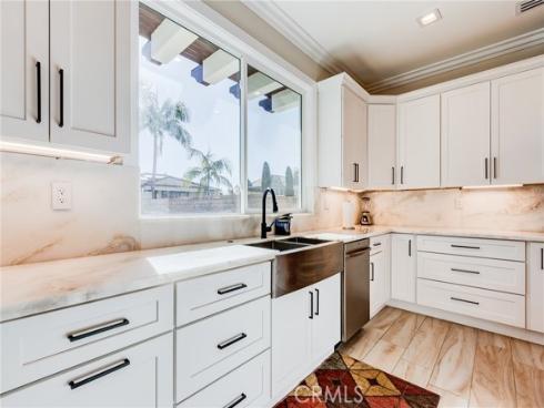 18  Elissa  , Ladera Ranch, CA