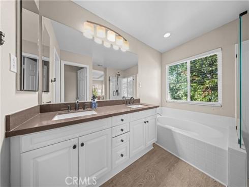 4 Potters Bend , Ladera Ranch, CA