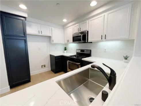 30  Three Vines  , Ladera Ranch, CA