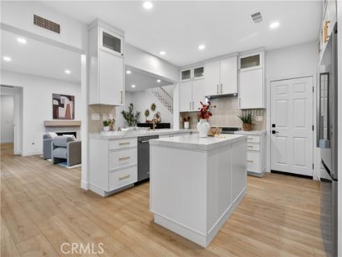 81 Zinnia Street , Ladera Ranch, CA