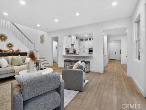 81 Zinnia Street , Ladera Ranch, CA