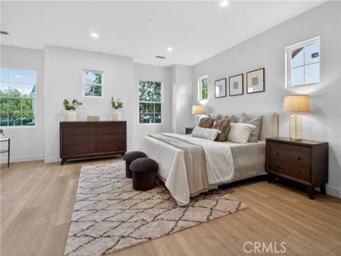 81 Zinnia Street , Ladera Ranch, CA