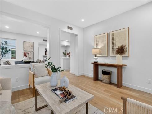 81 Zinnia Street , Ladera Ranch, CA