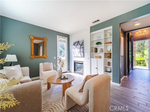 21  Thorp  , Ladera Ranch, CA