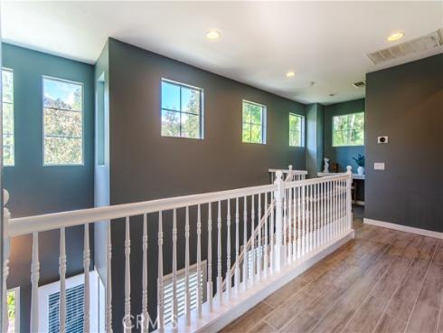 21  Thorp  , Ladera Ranch, CA