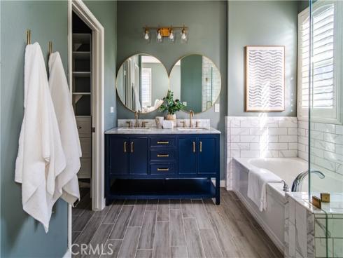 21  Thorp  , Ladera Ranch, CA