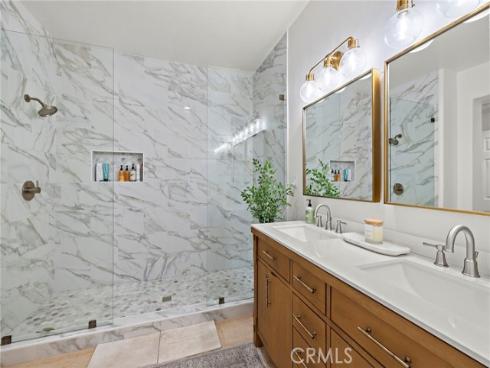 20  Bayley  , Ladera Ranch, CA