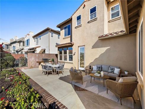 15 Sleepy Hollow , Ladera Ranch, CA