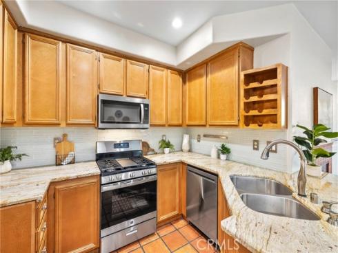 19  Vinca   Court, Ladera Ranch, CA