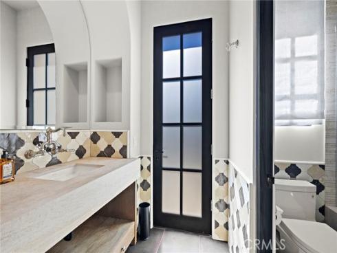 12 Thomas Road, Ladera Ranch, CA