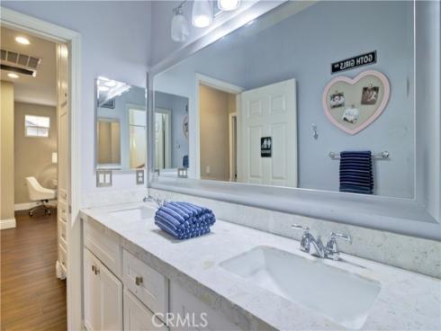 10  Roycroft   Court, Ladera Ranch, CA