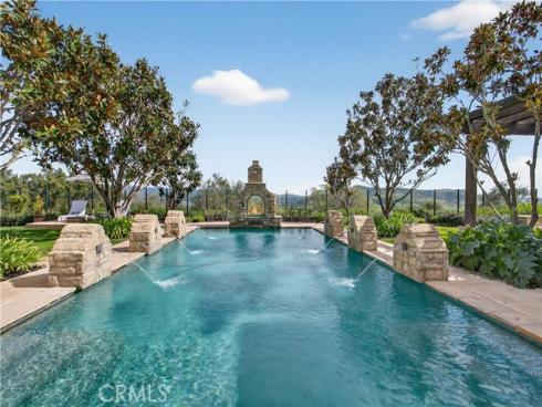 18  Mission Ridge   Road, Ladera Ranch, CA