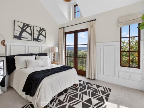 18  Mission Ridge   Road, Ladera Ranch, CA