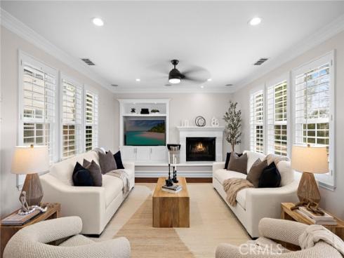 33  Christopher   Street, Ladera Ranch, CA