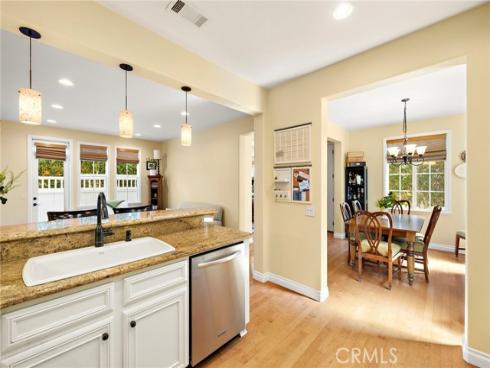 8  Earthen   Court, Ladera Ranch, CA