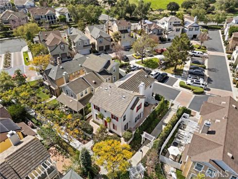 8  Earthen   Court, Ladera Ranch, CA