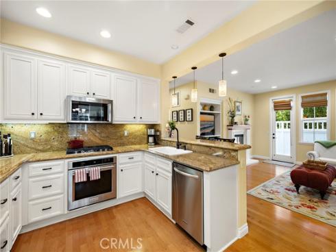 8  Earthen   Court, Ladera Ranch, CA