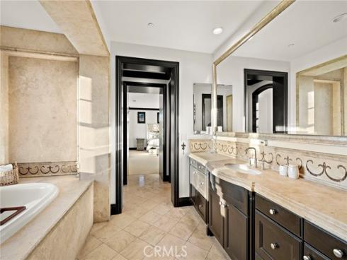 2  Galaxy Isle  , Ladera Ranch, CA