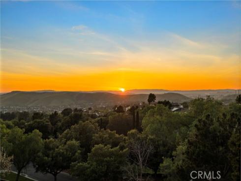 2  Galaxy Isle  , Ladera Ranch, CA