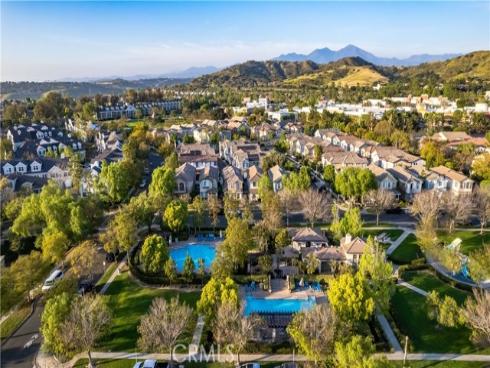 40  Three Vines   Court, Ladera Ranch, CA