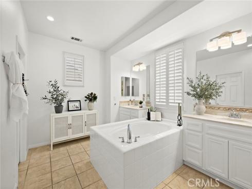 10  Sachem   Way, Ladera Ranch, CA