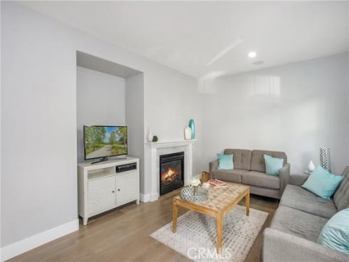 36  Rinehart  , Ladera Ranch, CA