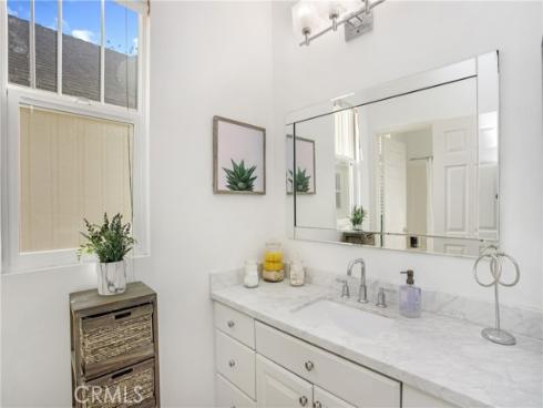 36  Rinehart  , Ladera Ranch, CA