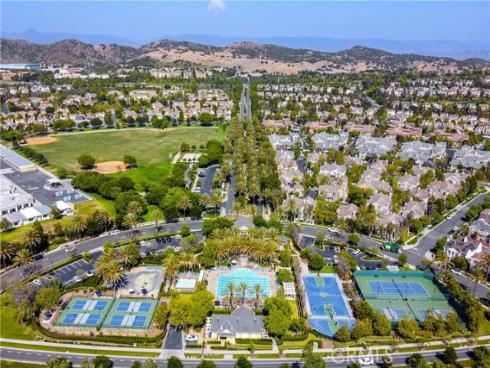 15  Plum  , Ladera Ranch, CA