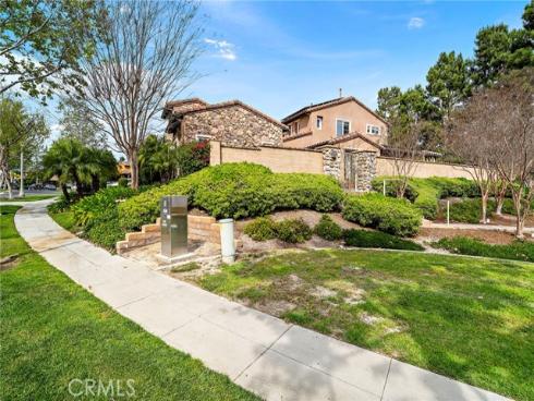28  Drackert   Lane, Ladera Ranch, CA