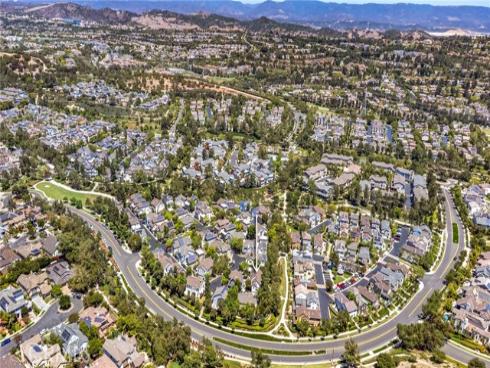 24 Thorp Spring , Ladera Ranch, CA