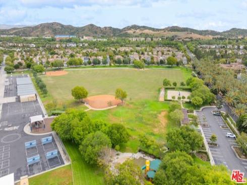 10 Aryshire Lane, Ladera Ranch, CA