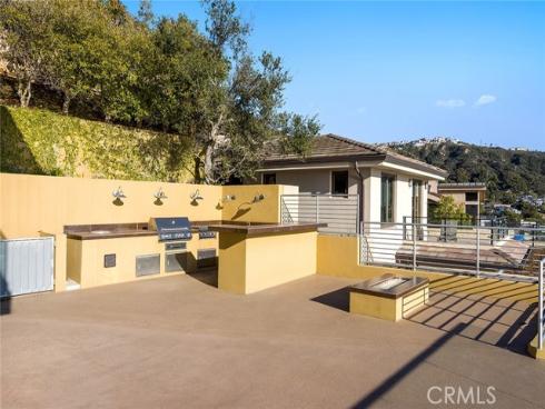 31402  Ceanothus   Drive, Laguna Beach, CA