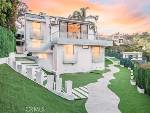 2135  Hillview   Drive, Laguna Beach, CA