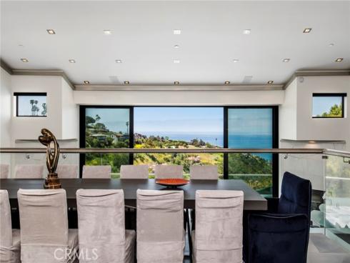 2135  Hillview   Drive, Laguna Beach, CA