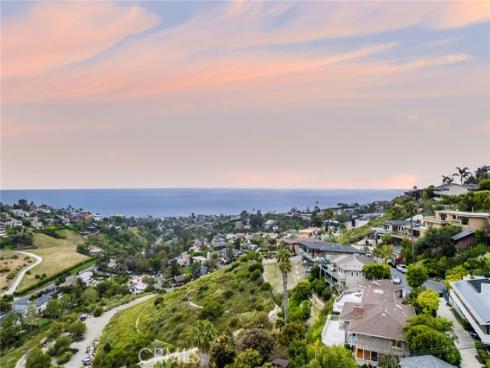 1095  Flamingo   Road, Laguna Beach, CA