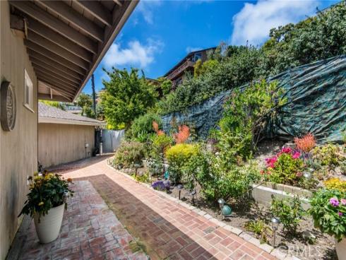 1095  Flamingo   Road, Laguna Beach, CA