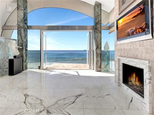 1261  Ocean Front  , Laguna Beach, CA