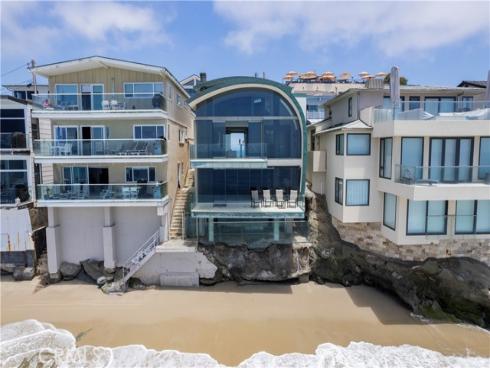 1261  Ocean Front  , Laguna Beach, CA