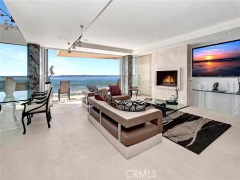 1261  Ocean Front  , Laguna Beach, CA