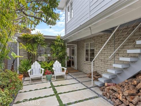 1445  Santa Cruz   Street, Laguna Beach, CA