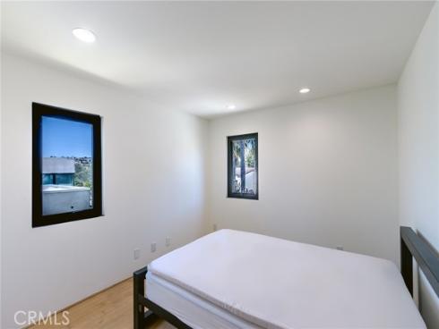 1305  La Mirada   Street, Laguna Beach, CA