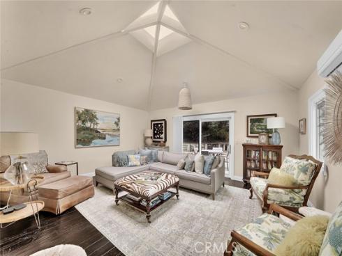 903  Meadowlark   Lane, Laguna Beach, CA